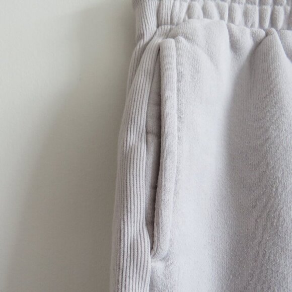 ARITZIA TNA Cozy AF Sweatfleece Boyfriend Sweatpant Heather Cloud White Size S - Picture 7 of 16